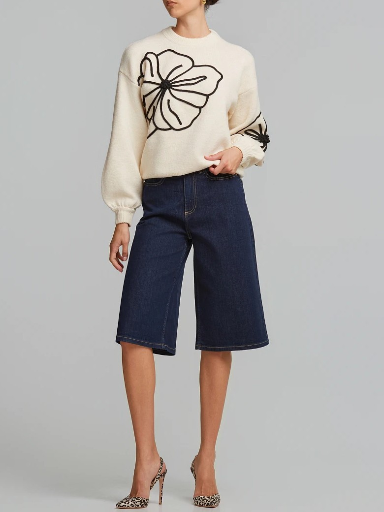 Πουλόβερ με πλεκτό λουλούδι Ecru Lynne