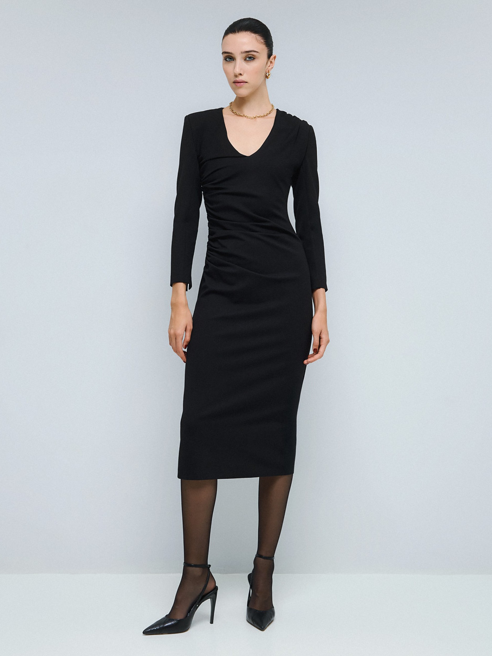 Φόρεμα μίντι με σούρες Black Access