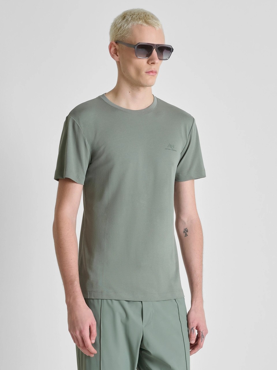 Μπλούζα με κοντό μανίκι super slim Olive Antony Morato