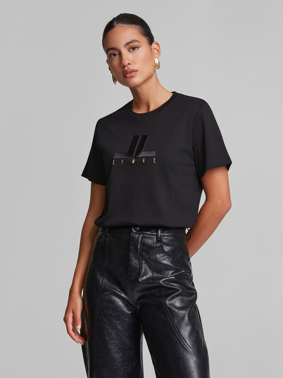 Μπλούζα με logo κέντημα και μεταλλικά charms Black Lynne