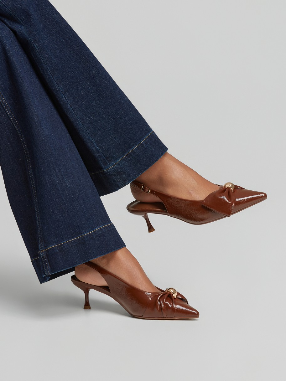 Kitten heels με απλικέ φιόγκο Brown Lynne