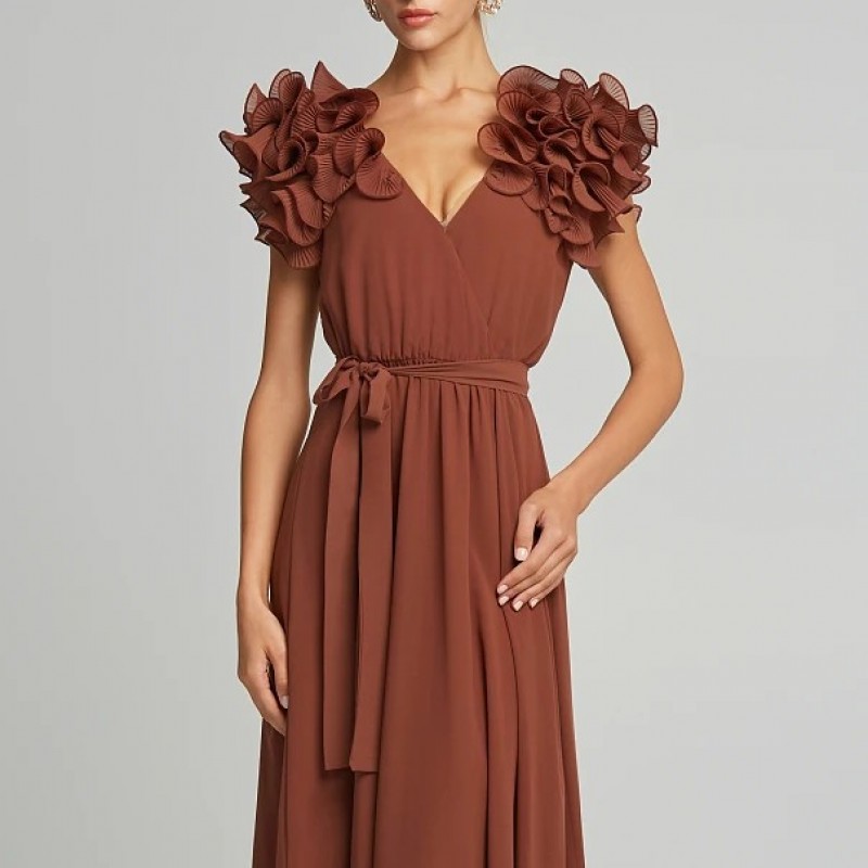 Dress maxi with ruffles on the shoulders Lynne