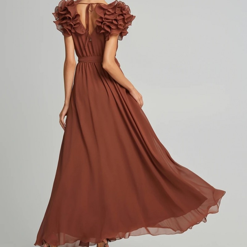 Dress maxi with ruffles on the shoulders Lynne