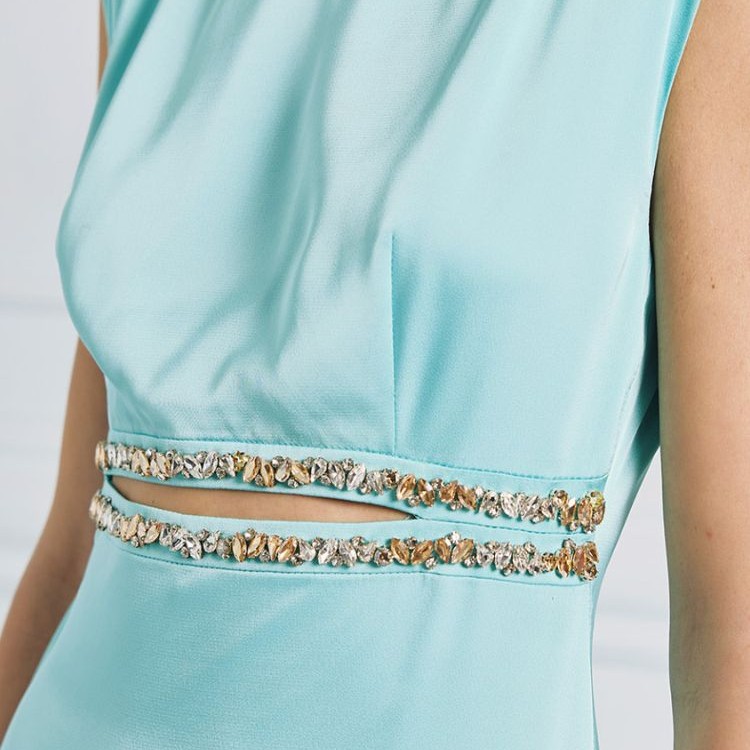 Φόρεμα μακρύ με άνοιγμα στη μέση και κέντημα Aqua Access