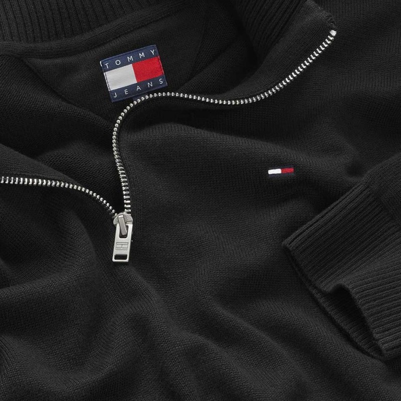 Πλεκτό πουλόβερ Slim Essential Light 1/4 Zip Black Tommy jeans