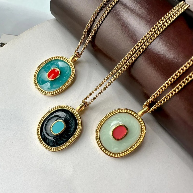 Κολιέ αλυσίδα με oval σμάλτο στοιχείο Φυστικί Elephantina