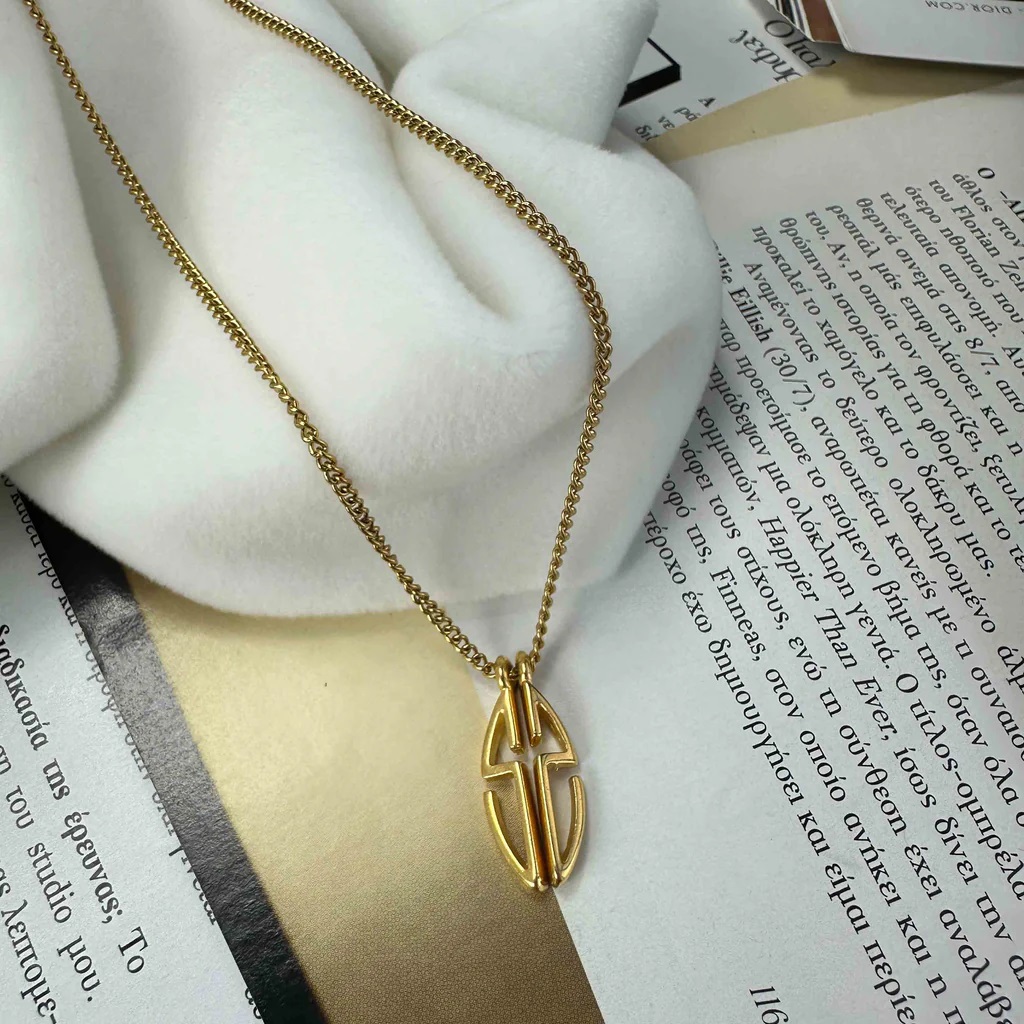 Κολιέ αλυσίδα με γεωμετρικό κρεμαστό στοιχείο Golden Elephantina