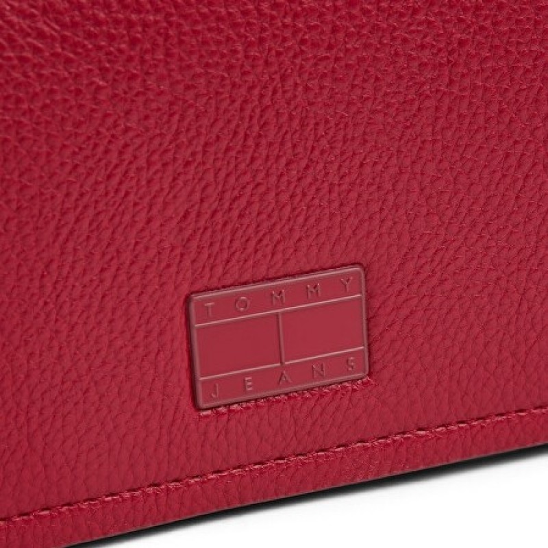 Τσάντα γυναικεία must flap maroon Tommy Jeans