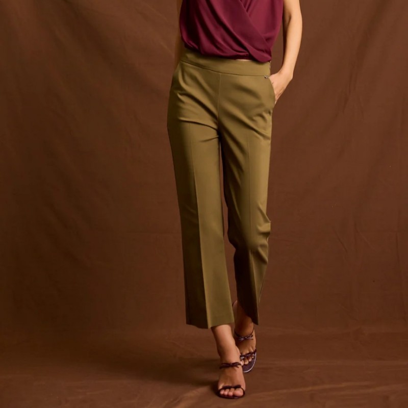 Παντελόνι σε στενή γραμμή Alena Olive Enzzo