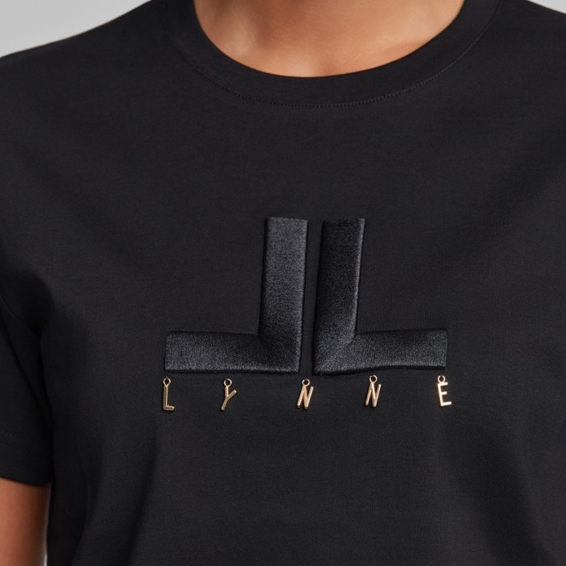 Μπλούζα με logo κέντημα και μεταλλικά charms Black Lynne