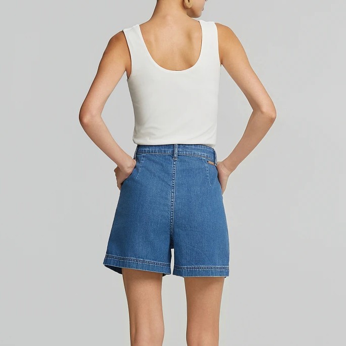 Μπλούζα αμάνικη με στρογγυλή λαιμόκοψη White Lynne