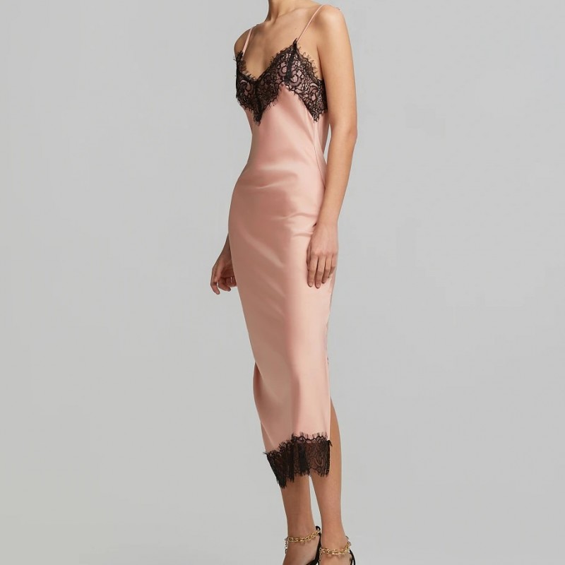 Φόρεμα με δαντέλα σε σατέν όψη Pink Lynne